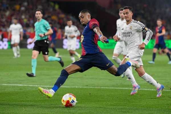 环球马术冠军赛布拉格季后赛1.65米超级大奖赛：0.02秒！阿卜杜勒·赛义德险胜登顶