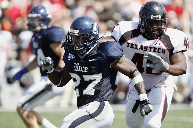 每体：阿根廷队在西班牙集训，球迷热情高涨只为一睹梅西风采