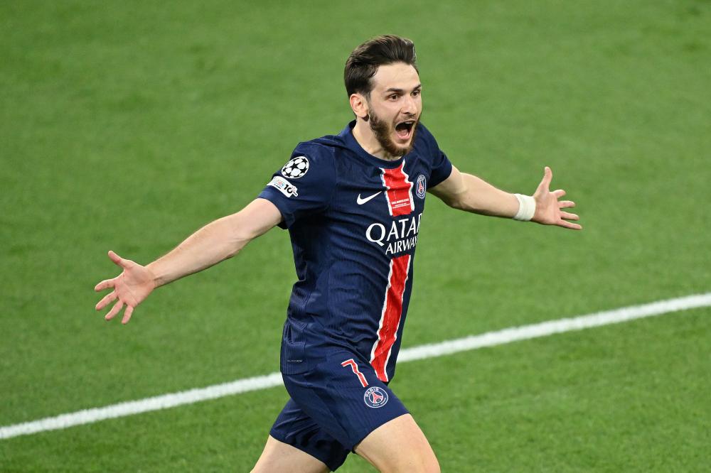 官方：皇马女足20岁前锋卡拉-卡马乔加盟布莱顿女足